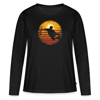 Skateboard Skateboard Ramp Skateboarder Vintage - T-shirt manches longues Premium bio Femme - noir - Devant - Julia (174cm)