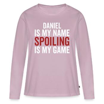 Daniel est mon nom Spoiling est mon jeu - T-shirt manches longues Premium bio Femme - rose poudré - Devant - Julia (174cm)