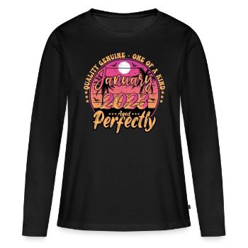 Janvier 2023 anniversaire 2023 Janvier 2023 - T-shirt manches longues Premium bio Femme - noir - Devant - Julia (174cm)
