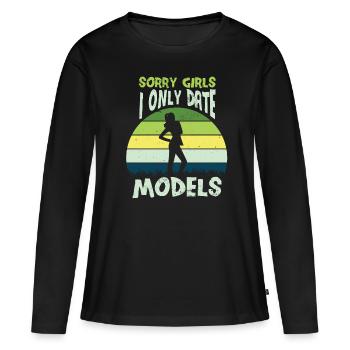 Dates du modèle uniquement Modèles Dimensions du modèle - T-shirt manches longues Premium bio Femme - noir - Devant - Julia (174cm)