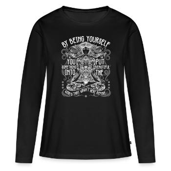 Le yoga apporte de la clarté à la vie Confusion Meditati - T-shirt manches longues Premium bio Femme - noir - Devant - Julia (174cm)