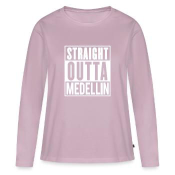 Straight outta Medellín - Frauen Premium Bio Langarmshirt - Altrosa - Vorne - Julia (174cm)