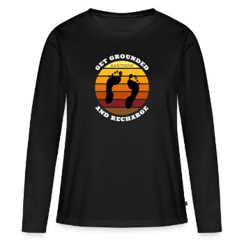 Werden Sie geerdet und laden Sie auf - Frauen Premium Bio Langarmshirt - Schwarz - Vorne - Julia (174cm)