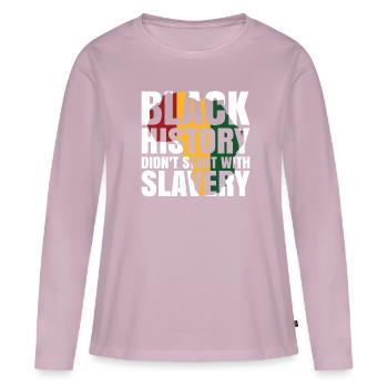L’histoire des Noirs n’a pas commencé avec l’esclavage - T-shirt manches longues Premium bio Femme - rose poudré - Devant - Julia (174cm)