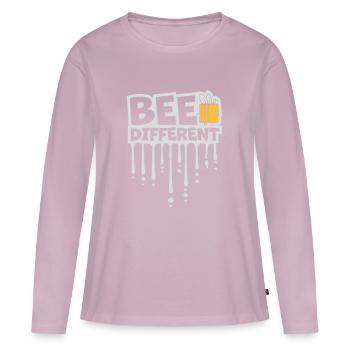 bee different Spruch Zitat - Frauen Premium Bio Langarmshirt - Altrosa - Vorne - Julia (174cm)