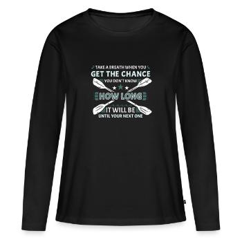 Respirez le kayak en eau vive - T-shirt manches longues Premium bio Femme - noir - Devant - Julia (174cm)