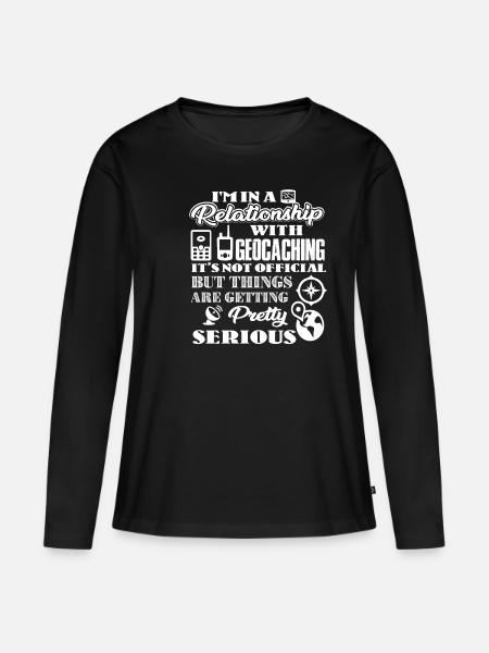 Geocaching Ich bin in einer Beziehung mit Geocaching - Frauen Premium Bio Langarmshirt - Schwarz