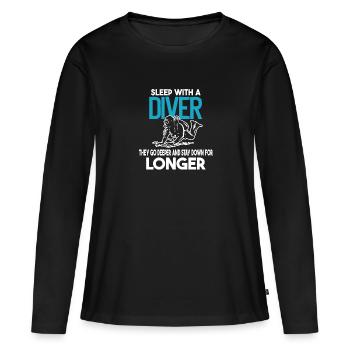 Sleep with a diver - depth and endurance - Women's Premium Organic Long Sleeve Shirt - black - Front - Julia (174cm)