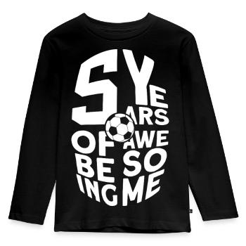 5 YEARS OF BEING AWESOME FUßBALL 5. GEBURTSTAG - Kinder Premium Bio Langarmshirt - Schwarz - Vorne - AI Model Kid Male (0cm)