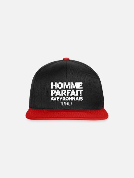 Aveyron perfekter Mann - Snapback Cap - Schwarz/Rot