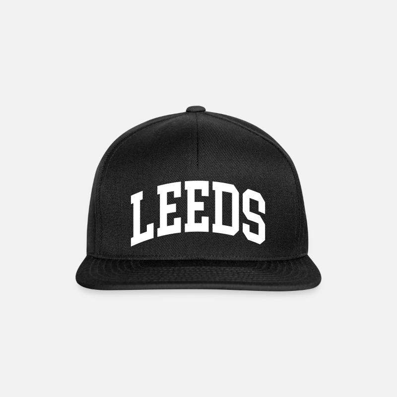 Leeds - Snapback Cap - black/black