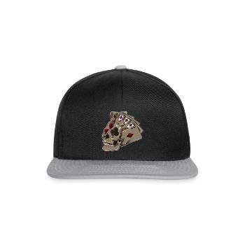 Poker Totenkopf | Kartengeber Zocker Glück Jackpot - Snapback Cap - Schwarz/Grau - Vorne
