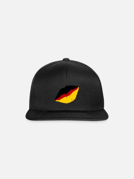germankisses - Snapback Cap - Schwarz/Schwarz