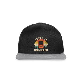 Level 13 freigeschaltet - Snapback Cap - Schwarz/Grau - Vorne