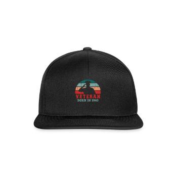 Age 82 Years Birth Year 1940 Proud Veterans Day - Snapback Cap - Schwarz/Schwarz - Vorne