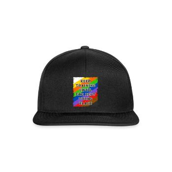 Trainiere weiter, bis der Gürtel schwarz wird - Snapback Cap - Schwarz/Schwarz - Vorne