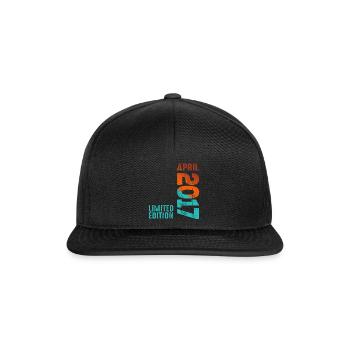 Since April 2017 Year 2017 Retro Vintage 2017 - Snapback Cap - black/black - Front