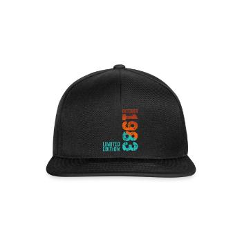 Since Oktober 1983 Year 1983 Retro Vintage 1983 - Snapback Cap - Schwarz/Schwarz - Vorne