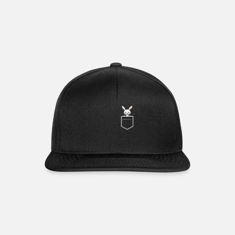 Brusttasche Hase mit Schlappohren - Snapback Cap - Schwarz/Schwarz