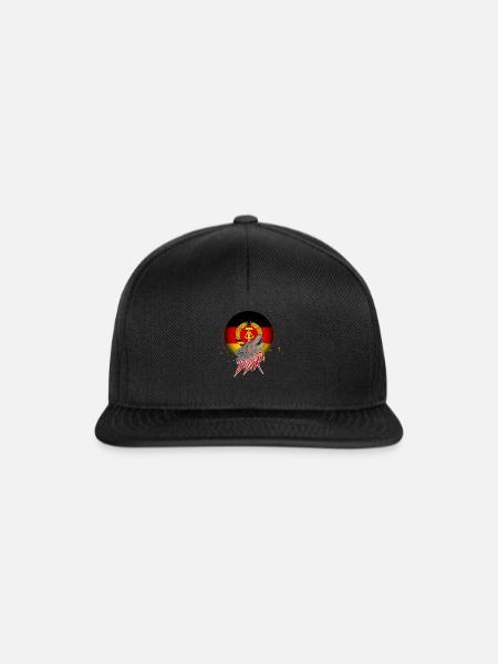 DDR - Snapback Cap - Schwarz/Schwarz