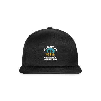 Abkürzung Schlaumeier Wandern lustig Wandertour - Snapback Cap - Schwarz/Schwarz - Vorne