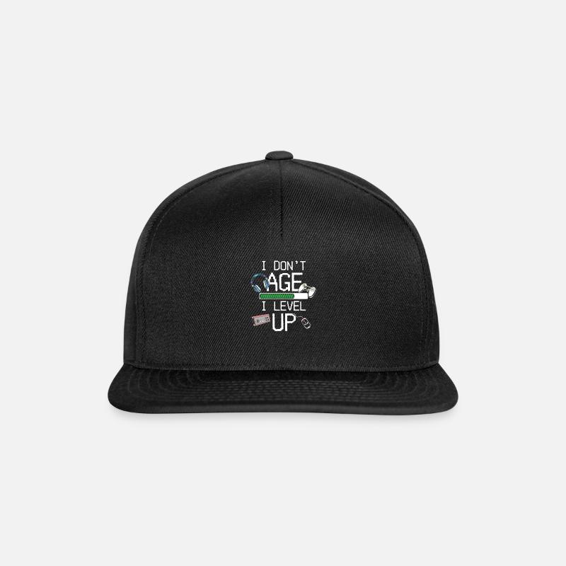 Alter Gamer Spieler Zocker Geburtstag Geschenk - Snapback Cap - Schwarz/Schwarz