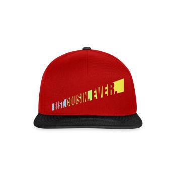 best cousin ever Zitat - Snapback Cap - Rot/Schwarz - Vorne