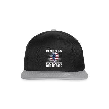 Memorial Day Commemorating Our Heroes USA America - Snapback Cap - black/grey - Front