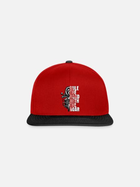BEHERRSCHE DIE STRASSE MIT DEM BRÜLLEN EINES LÖWEN-BIKERS! - Snapback Cap - Rot/Schwarz