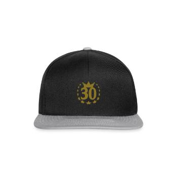 30_goldshirt_real - Snapback Cap - black/grey - Front