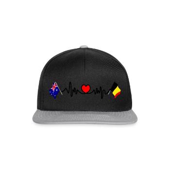 Cardio Heart mit Flagge Australien, Belgien - Snapback Cap - Schwarz/Grau - Vorne