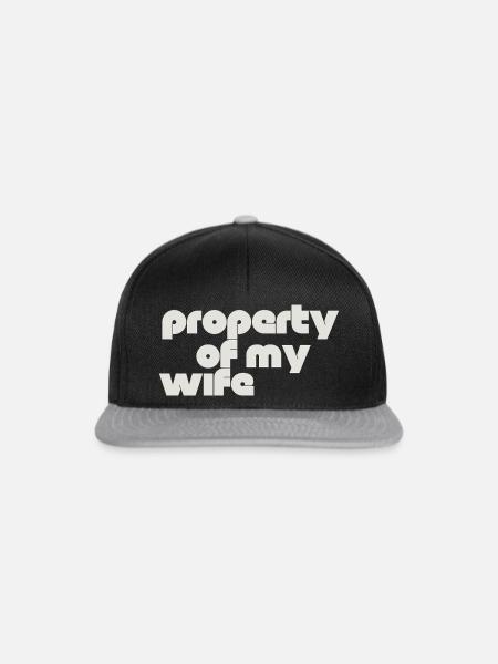 Eigentum meiner Frau - Snapback Cap - Schwarz/Grau