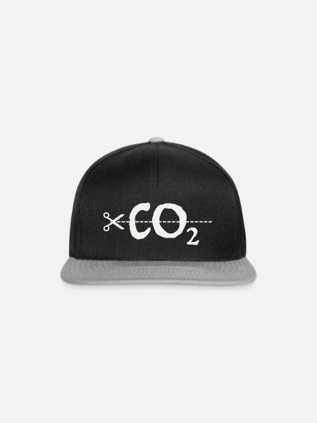 CO2 | Klimawandel, Schere, Naturschutz - Snapback Cap - Schwarz/Grau
