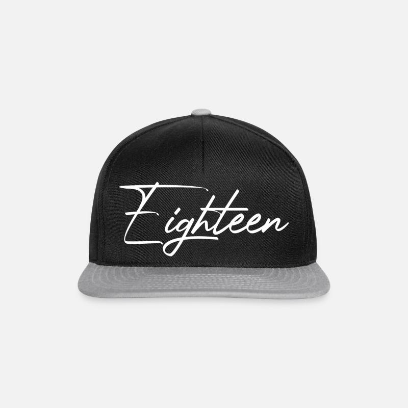 18. Geburtstag 18 Jahre Geschenkidee - Snapback Cap - Schwarz/Grau
