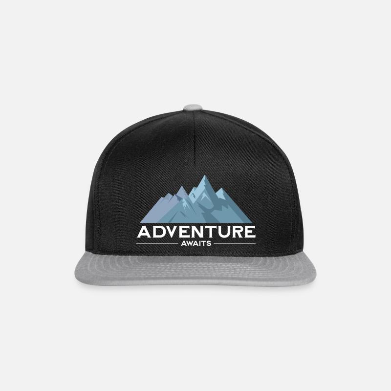 Adventure awaits - Snapback Cap - black/grey
