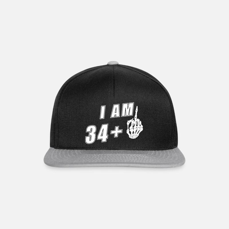 Ich bin 34 plus Mittelfinger - 35. Geburtstag - Snapback Cap - Schwarz/Grau