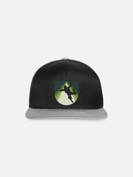 Parachuting Base Jumping - Snapback Cap - Schwarz/Grau