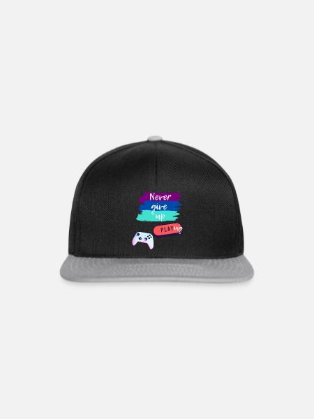 Never give up Playing - Snapback Cap - Schwarz/Grau