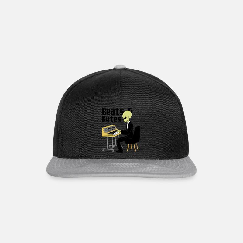Alien Pianist - Snapback Cap - Schwarz/Grau