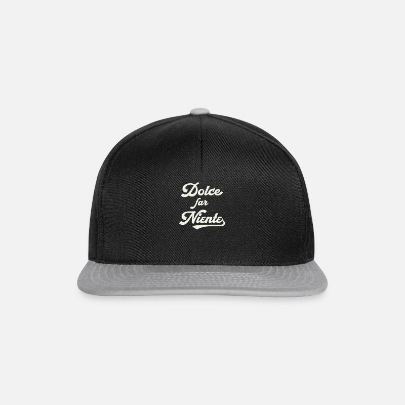 Dolce far Niente Shirt - Snapback Cap - Schwarz/Grau