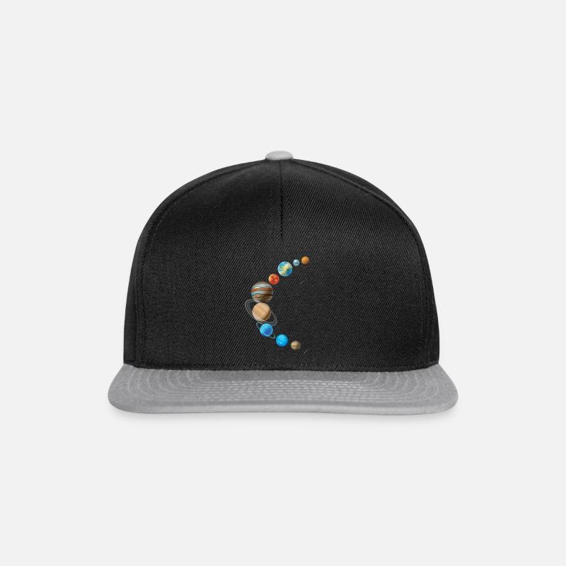 Weltraum Weltall Sonnensystem in Sichelform - Snapback Cap - Schwarz/Grau