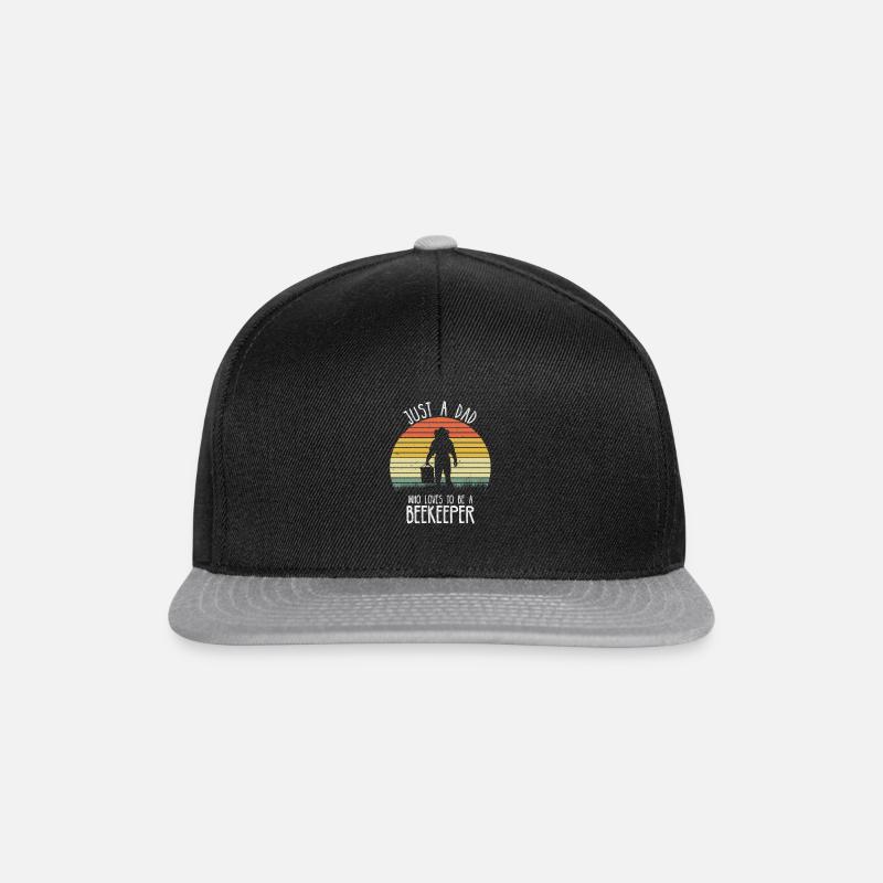 Beekeeper beekeeper beekeeping bees father gift idea - Snapback Cap - black/grey