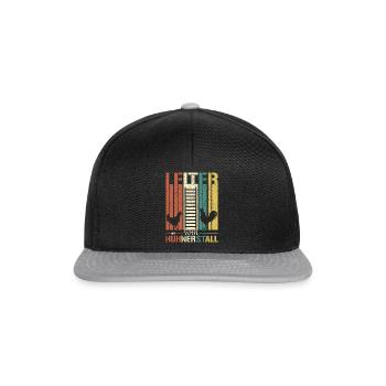 Leiter vom Hühnerstall - Hühnerliebhaber Geschenk - Snapback Cap - Schwarz/Grau - Vorne