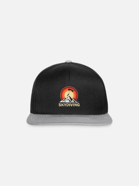 Skydiving | Retro Adventure - Snapback Cap - Schwarz/Grau
