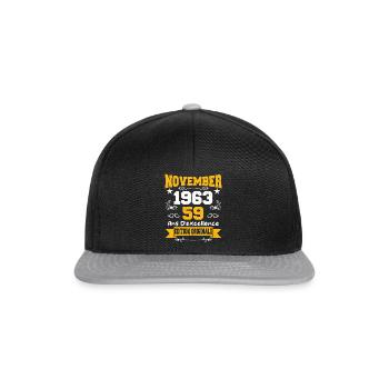 Novembre 1963 59 Ans Anniversaire Idée Cadeau - Casquette snapback - noir/gris - Devant