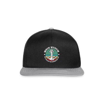 Husum Souvenir Husumer - Snapback Cap - Schwarz/Grau - Vorne