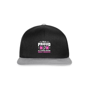 Im A Proud Mom Of A Middle Linebacker - Snapback Cap - Schwarz/Grau - Vorne