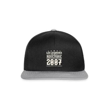 Les légendes sont nés en novembre 2007. - Casquette snapback - noir/gris - Devant