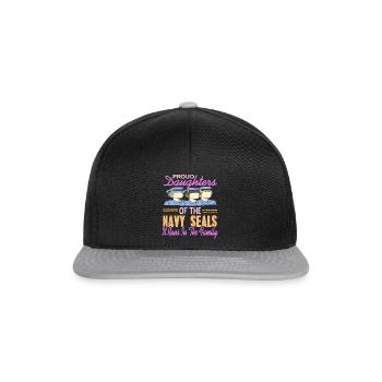 Fiers fils des Navy Seals qu’il gère en famille - Casquette snapback - noir/gris - Devant