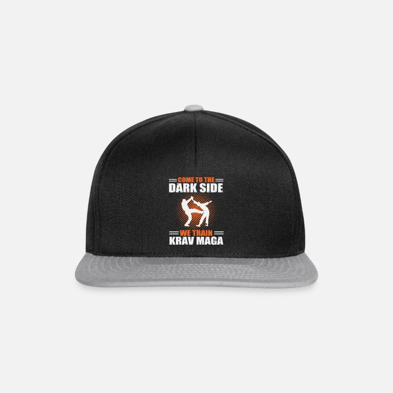 Wir trainieren Krav Maga - Snapback Cap - Schwarz/Grau